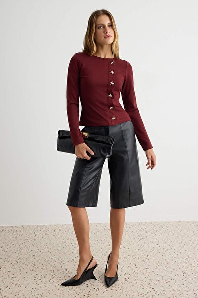 Trendyol Collection Burgundy Plain Fitted/Cut-Fit Crew Neck Buttoned Interloc...