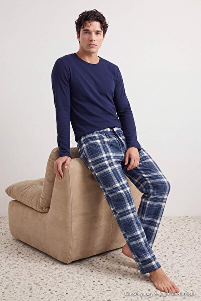 Trendyol Collection Navy Blue Regular Plaid Top Knitted Bottom Woven Pajama S...