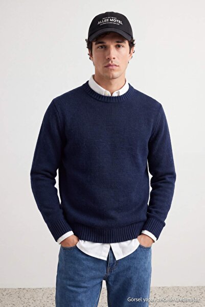 Trendyol Kollektion Marineblauer, normal geschnittener, weicher Basic-Strickp...
