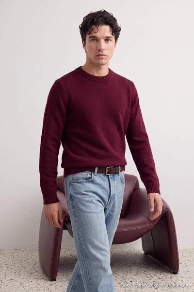 Trendyol Kollektion Burgunderroter, normal geschnittener, weicher Basic-Stric...