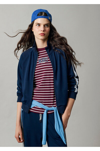 Mavi Şerit Detaylı Fermuarlı Lacivert Sweatshirt 1S10557-70488