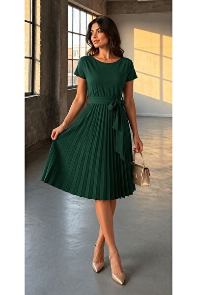 Modafeminen Pleated Belted Crepe Dress Emerald 582059