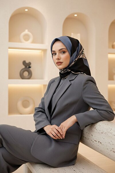 Vissona %100 Twill İpek Eşarp 90x90 İndigo Siyah Ekose Desenli El Dikişli Kad...