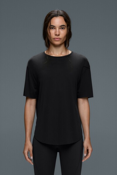 Oysho Yuvarlak sırt detaylı modal karışımlı kısa kollu t-shirt