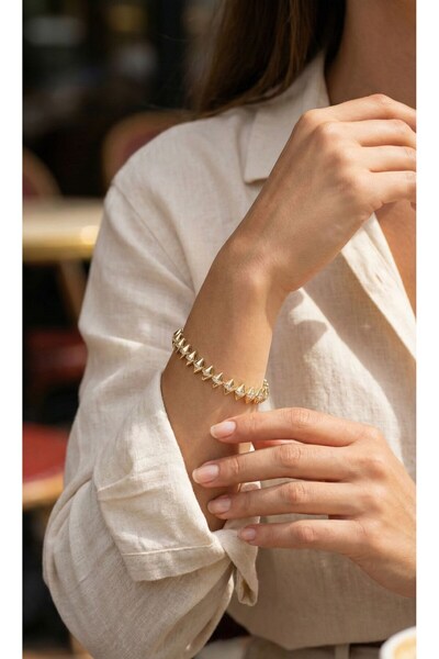 Inure Jewelry Brass Gold Color Zircon Stone Baklava Model Women's Bracelet