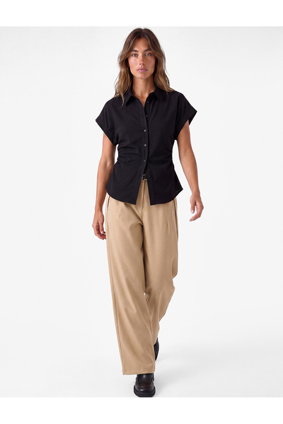 Koton Pamuklu Slim Fit Klasik Yaka Peplum Kesim Kısa Kollu Poplin Gömlek