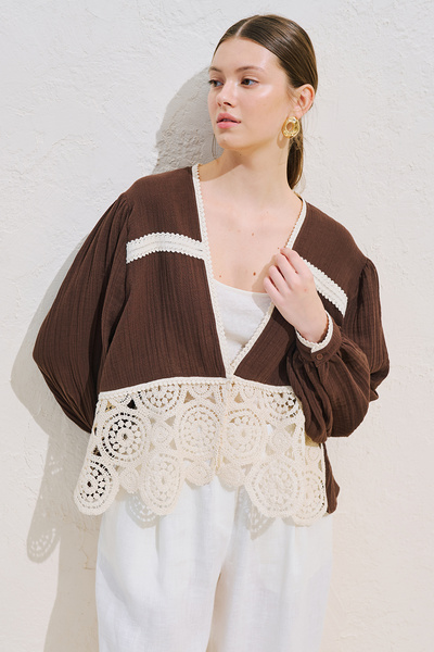 Manuka Lace-Detail Muslin Blouse in Dusty Brown