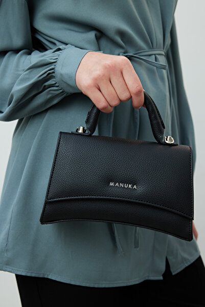 Manuka Textured Leather Bag Black