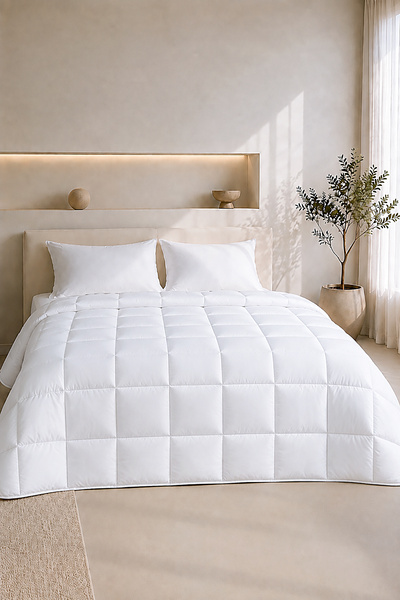 Otello Yorgan Çift Kişilik Microfiber Dolgun Kare Desenli 195x215 Cm