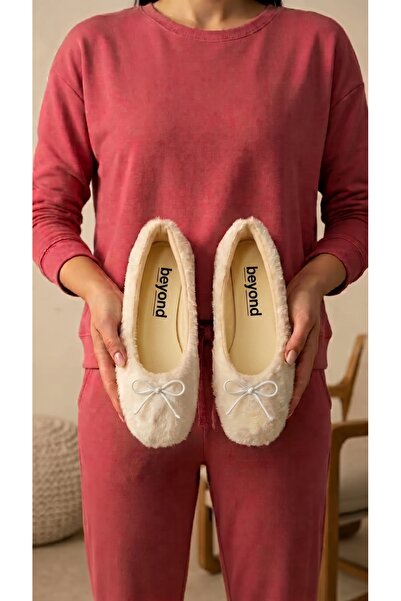 Beyond Women's Ecru Rabbit Hair Bow Daily Ballerinas 1 cm Byndtav01