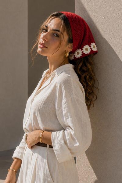 AFVENTE Bandană tricotată cu plasă, cu motiv floral, roșu-ecru, pentru femei