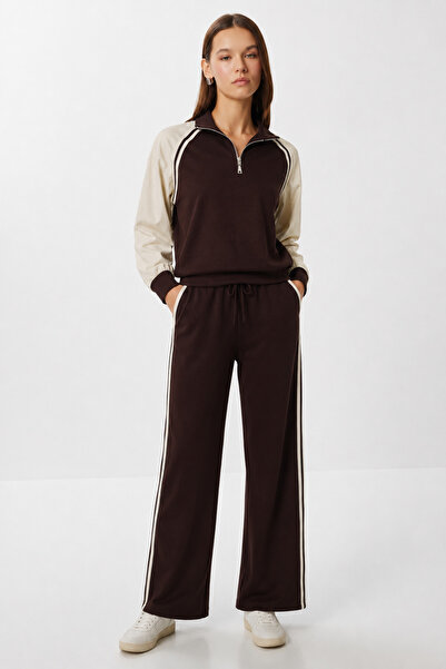 Lovelyİstanbul Contrast Color Parachute Garnished Knitted Suit Laz0012 Brown