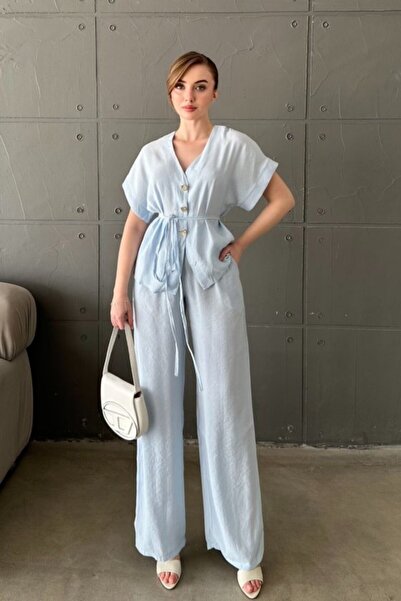 Elbee Fashion Woman Baby Blue Gold Σετ με Λεπτομέρεια από Κουμπιά και Διπλό Μ...