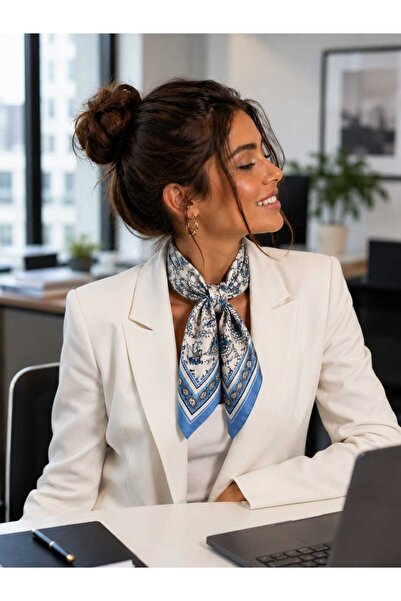 Bandana Patterned Women's Scarf (50X50)