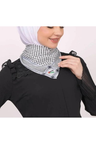 Generic Brand وشاح قطني بتصميم علم فلسطين