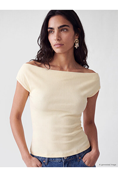 LC Waikiki Quality Parts from Çelebi Store Wide Roba Collar Women's Ribbed T-...