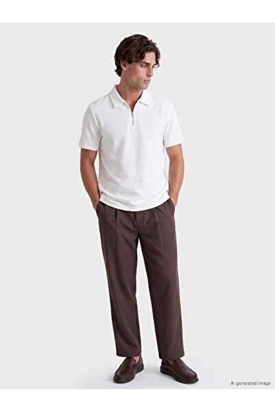 LC Waikiki Esvab • Modern & Distinctive Stand-Up Collar Textured Men's T-Shirt