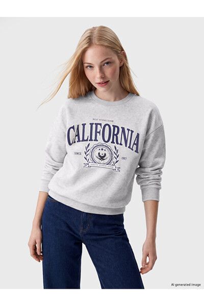 LC Waikiki Rmz Gi̇yi̇m Farkiyla Loose Fit Women's Thick Sweatshirt