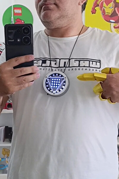 ROBOKÜS Işıklı Arc Reaktörü Kolyesi