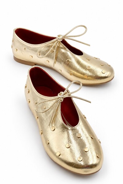İX Lotus Women's Shiny Patent Leather Staple Detailed Bow Lace-Up Casual Flat...