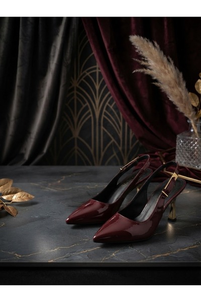 Bordo Rugan Kadın Stiletto / Topuklu Ayakkabı - Şık Bilek Bantlı ve Metal Detaylı Lüks Tasarım