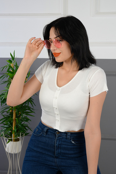 V Yaka Düğme Detaylı Kadın Crop