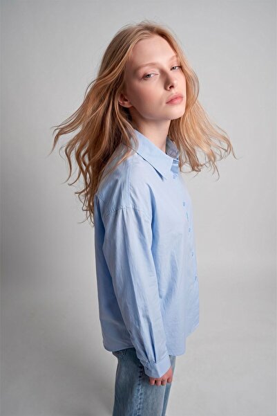Levidor Blue start text detailed shirt