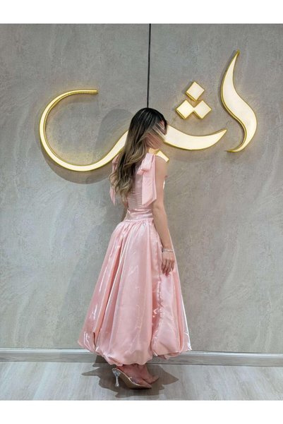 Lumiva Raha's Dress