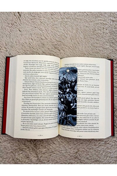 nucico. Ironman 3D Bookmark
