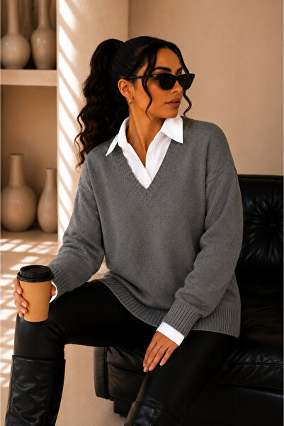 Cherry Butik V-Neck Sport Classic Knitwear Sweater