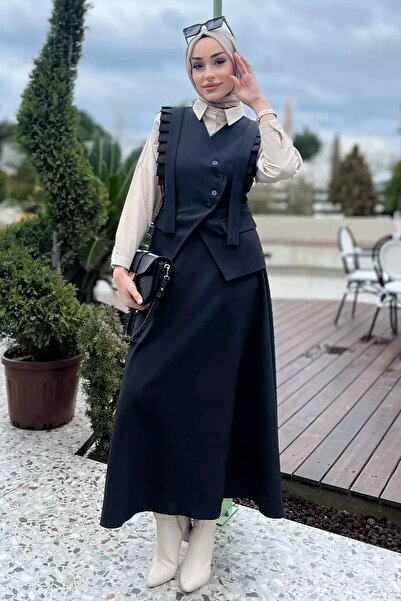 GÜLSELİ طقم نسائي أسود مكون من قطعتين: سترة مكشكشة على الكتف وتنورة حجاب