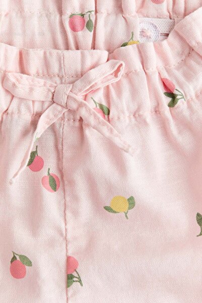 H&M Paper bag shorts