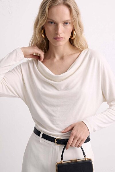 BARRELS AND OIL Women's Boat Neck Long Sleeve Blouse - Ecru