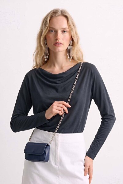 BARRELS AND OIL Women's Boat Neck Long Sleeve Blouse - Navy Blue
