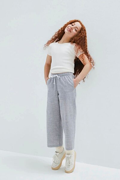 Mavi Striped Woven Girls' Shorts M7010053-81479