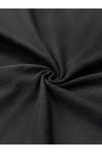 SVART WEAR تي شيرت We Dont Trust You مطبوع بقصة واسعة وفضفاضة للجنسين مصنوع من القطن بنسبة 100% (190 جرامًا لكل متر مربع)