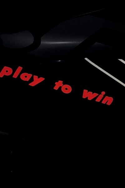 Banxtre ملصق نصوص Play To Win مع عاكسات ضوئية لـ CFMOTO SR250 (قطعتان)