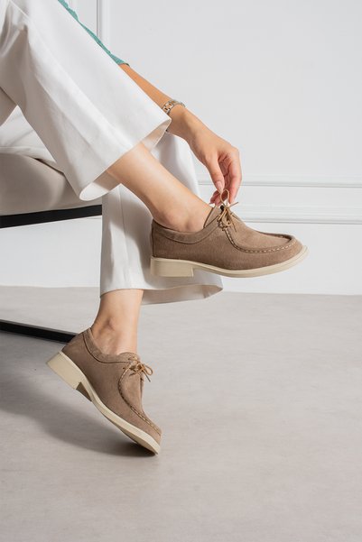 KM shoes Women's Mink Suede Lace-Up Casual Thick Sole Loafer Shoes