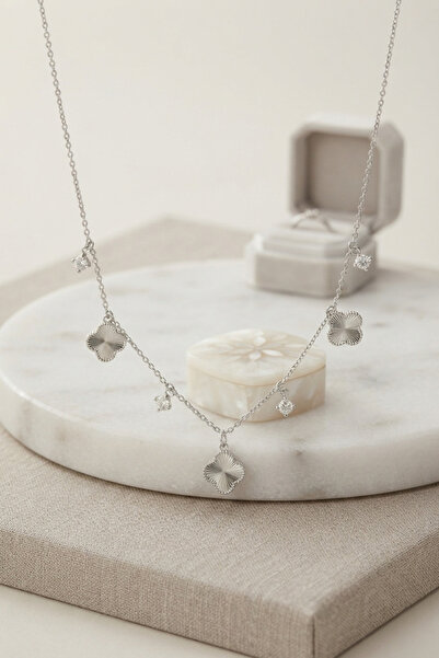 Clariss Brass Silver Color Zircon Stone Clover Model Women's Necklace