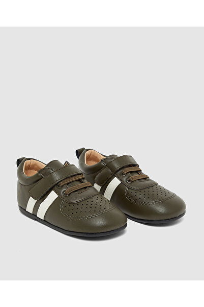 BABIES & More Plain Velcro Round Toe Oxford Shoe