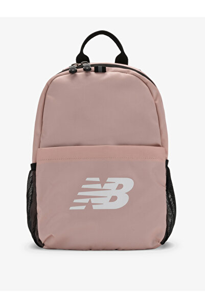 New Balance حقيبة ظهر وردية بتفاصيل شعار مميز