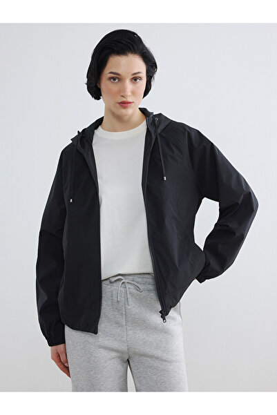 LC Waikiki Lcw Vision Black Hooded Women's Raincoat with Nevavm Difference