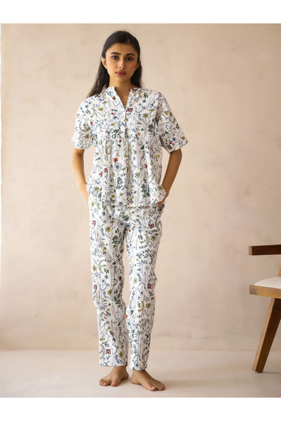 Sanskrutihomes By Styli Multi-Color Floral Print Trousers and Top Co-ord Set