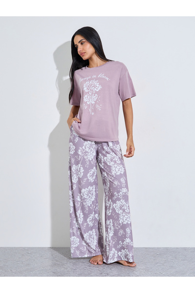 Styli Lilac Floral Print T-Shirt and Wide Leg Pants Pyjama Set