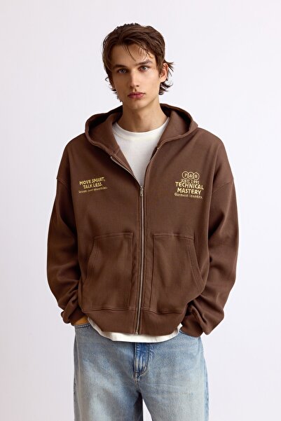 Pull & Bear Nakışlı fermuarlı kapüşonlu sweatshirt