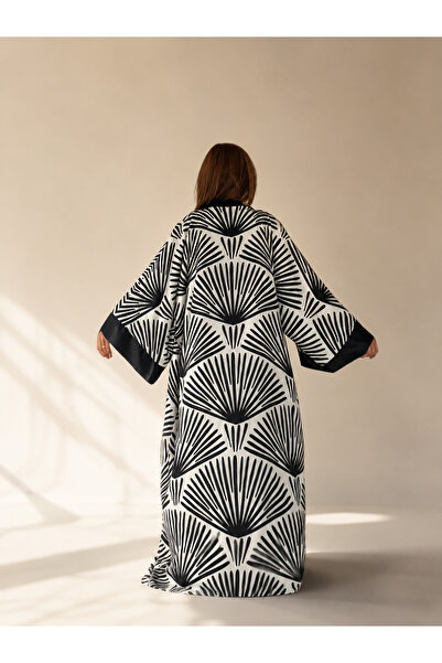 Midnight Shell Kimono