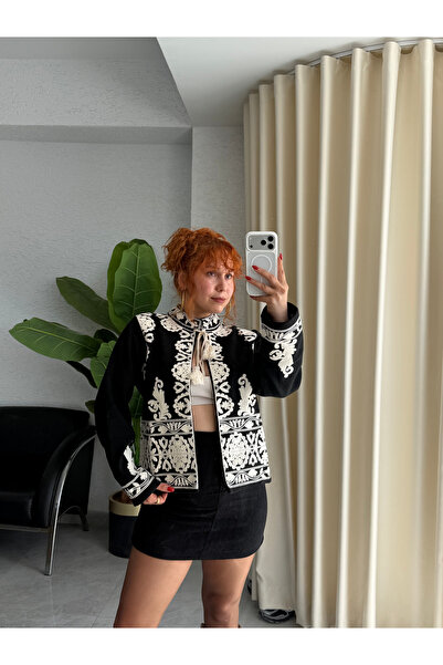 Bak'ap Premium Trend Ethnic Pattern Embroidered Bohemian Cashmere Jacket