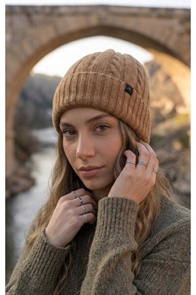 LAGRANZE Special Design Woolen Hair Knitted Patterned Unisex Beanie