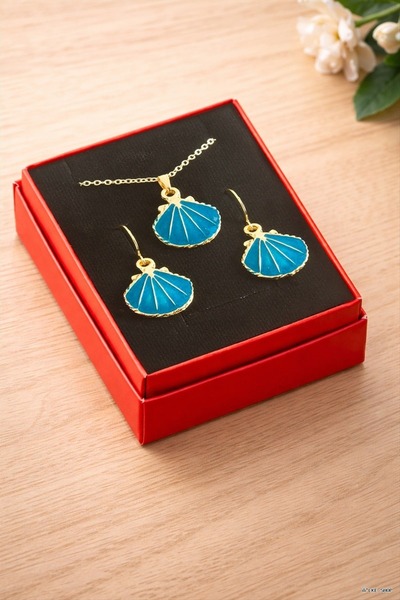 ZERO LAND Ilkestor Oyster Enamel Boxed Necklace (201352) Set Navy Blue