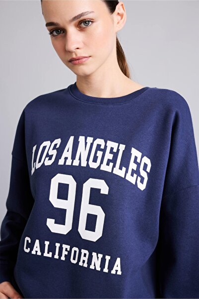 DeFacto Regular Fit Bisiklet Yaka Düşük Omuz Baskılı Sweatshirt I8230AX26AU